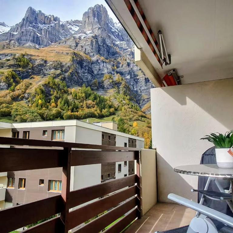 Valère Mountain Resort Leukerbad - Estudio con vistas a las montañas - 1