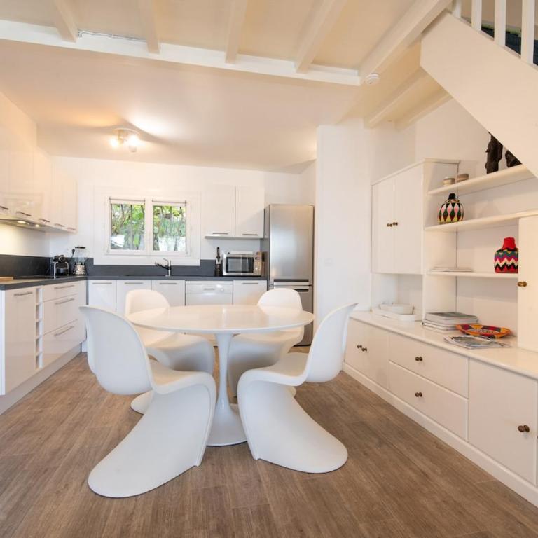 Magnifique appartement avec vue sur les bateaux - Appartement 2 Chambres - Vue sur Mer - 4
