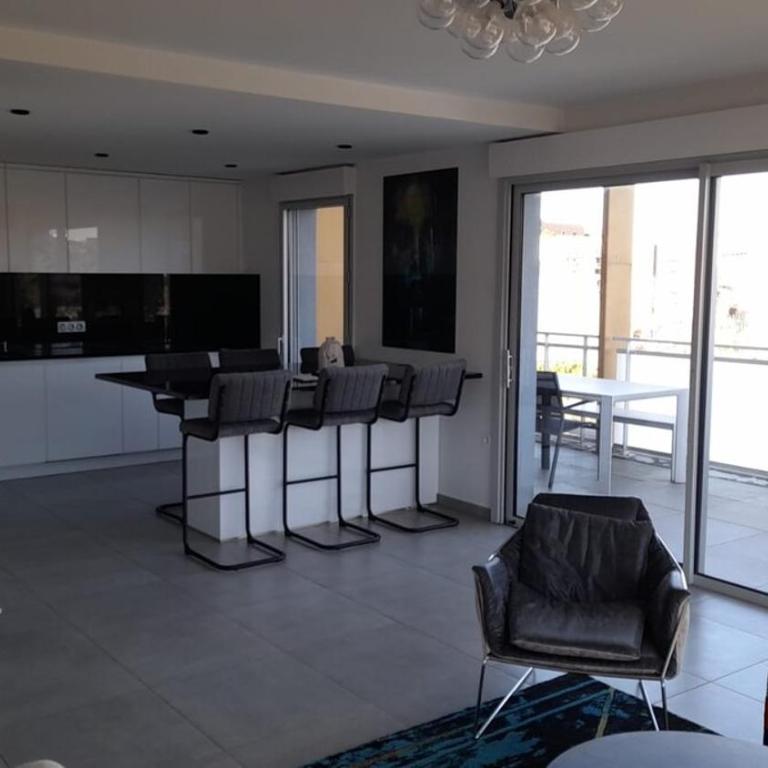Skyline Lumina Parking Clim Tram - Apartment with Terrace - 12