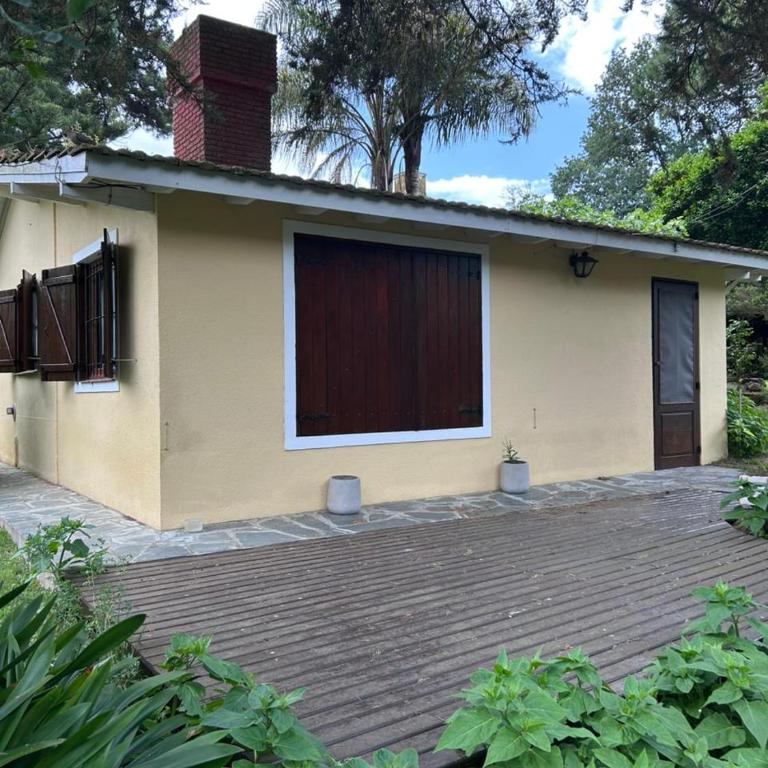 ALQUILER CASA EN VILLA GESELL Temporada 2026 - Two-Bedroom House - 4
