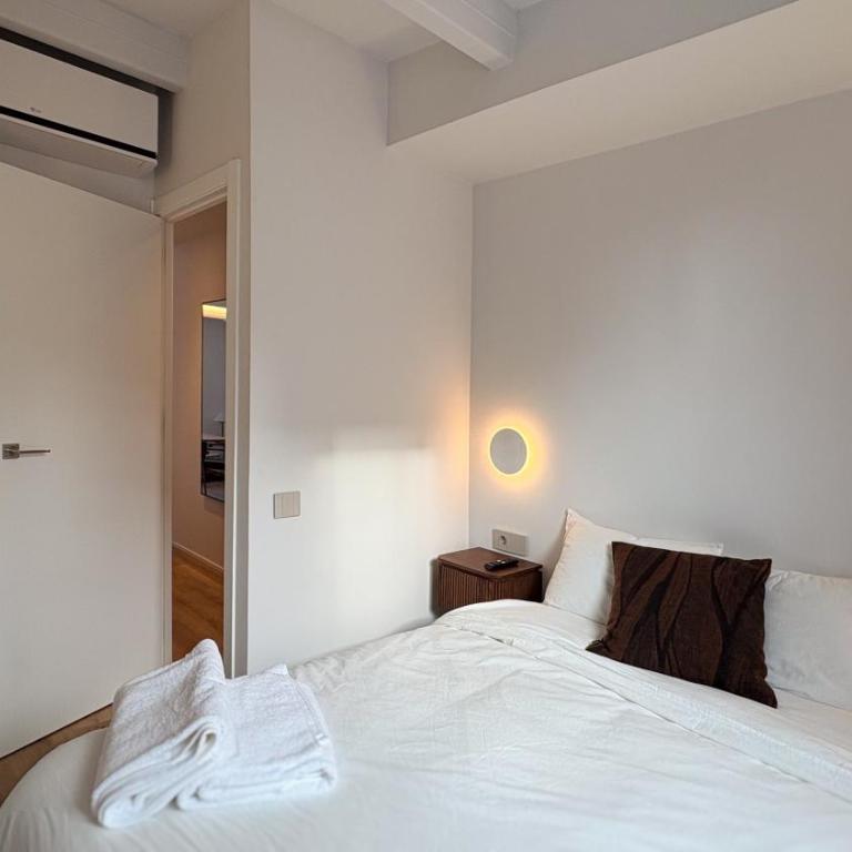 Lux Apartments Park Glories - Penthouse Apartment - 6