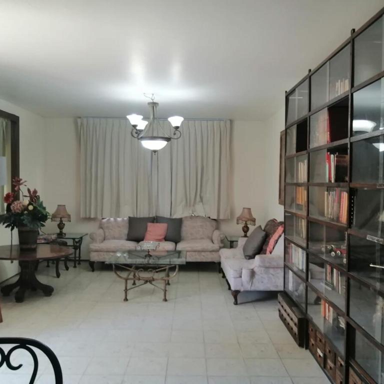 Casa Colomos, a residential area with a garden - Apartamento de 3 dormitorios - 7