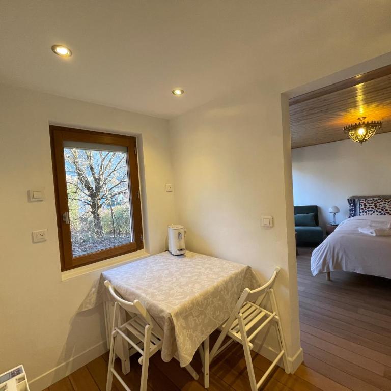 Panorama Saleve - Swiss Border - Bus to Geneva - Appartement 1 Chambre - 4