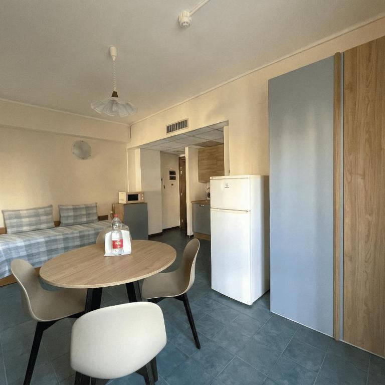 Casavacanze Internazionale - Appartamento con 2 Camere da Letto - 3