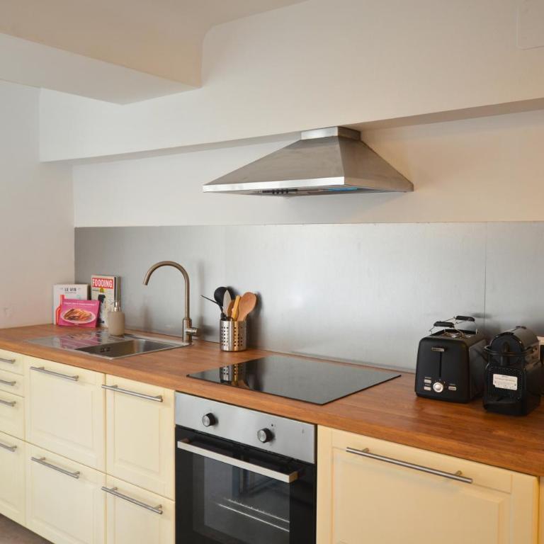 Centre Historique de Nantes - Grand T2 de 52 m - 4 personnes - Apartment mit 1 Schlafzimmer - 7