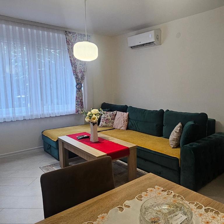 Esma - One-Bedroom Apartment - 12