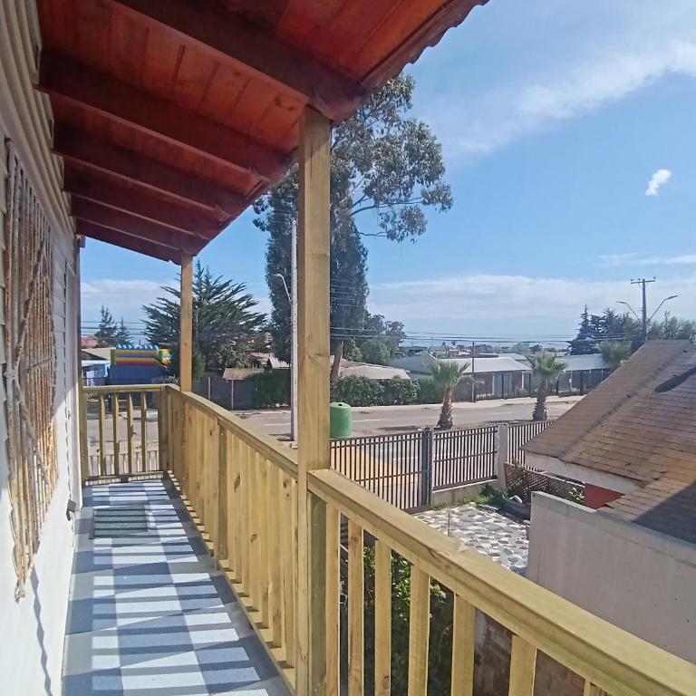Cabaña El Quisco 2do piso con estacionamiento y pet friendly - Two-Bedroom Apartment - 8