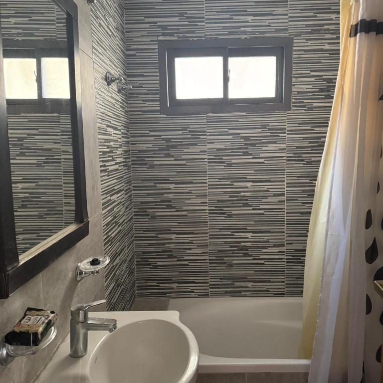 Departamento en La Perla - 3 cuadras de la playa - Apartamento de 1 dormitorio - 17