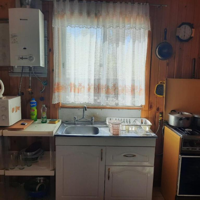 Cozy cabin in Quillón, with a private pool - Two-Bedroom House - 4