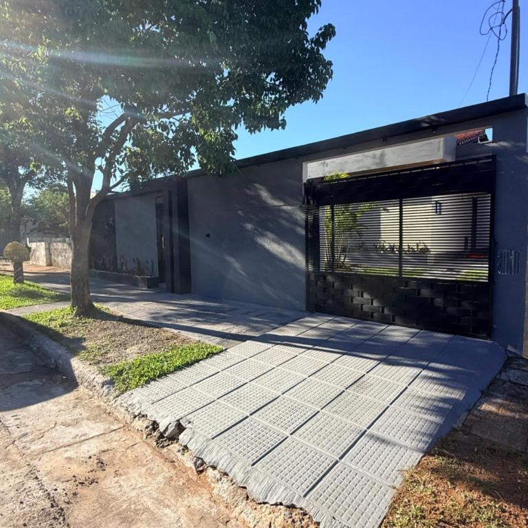 Casa amplia y equipada en Encarnación, Paraguay - Four-Bedroom House - 4