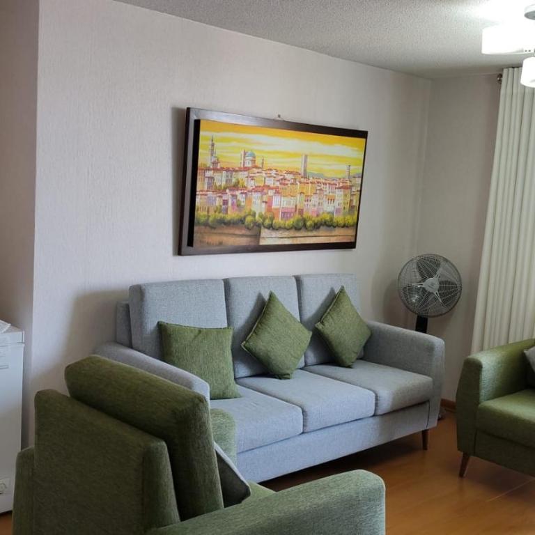 EL rincon feliz - Three-Bedroom Apartment with View - 15