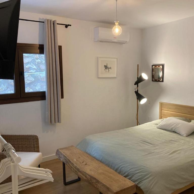 Habitación doble con baño grande privado en piso compartido - Apartamento de 1 dormitorio - 2