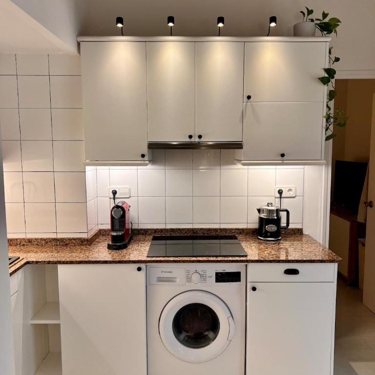 Cozy Barceloneta Beach Flat - Newly Renovated - One-Bedroom Apartment - 20
