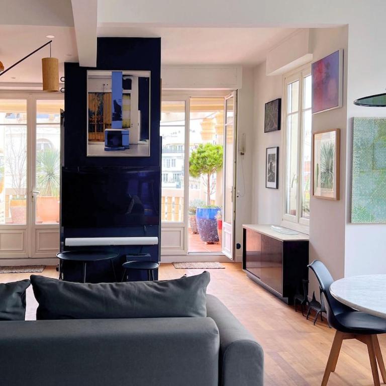 Design et Art - Proche Centre et Terrasse - Appartement 1 Chambre - 24