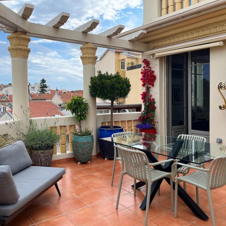 Design et Art - Proche Centre et Terrasse - Appartement 1 Chambre - 9