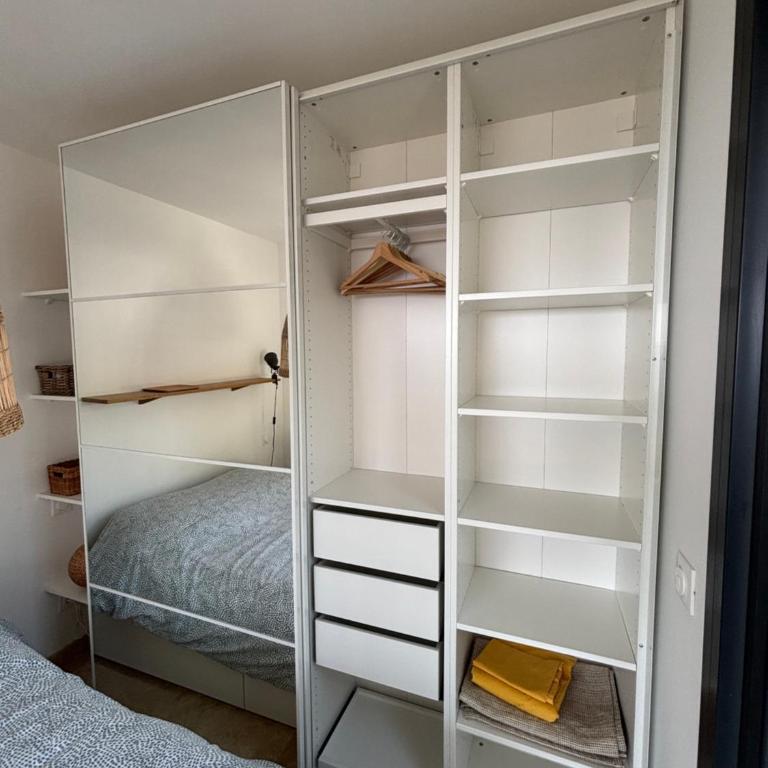 Domani Vencius - Cocon de bien-être à Vence avec vue mer, piscine et terrasse ensoleillée - Appartement 2 Chambres - Vue sur Mer - 17