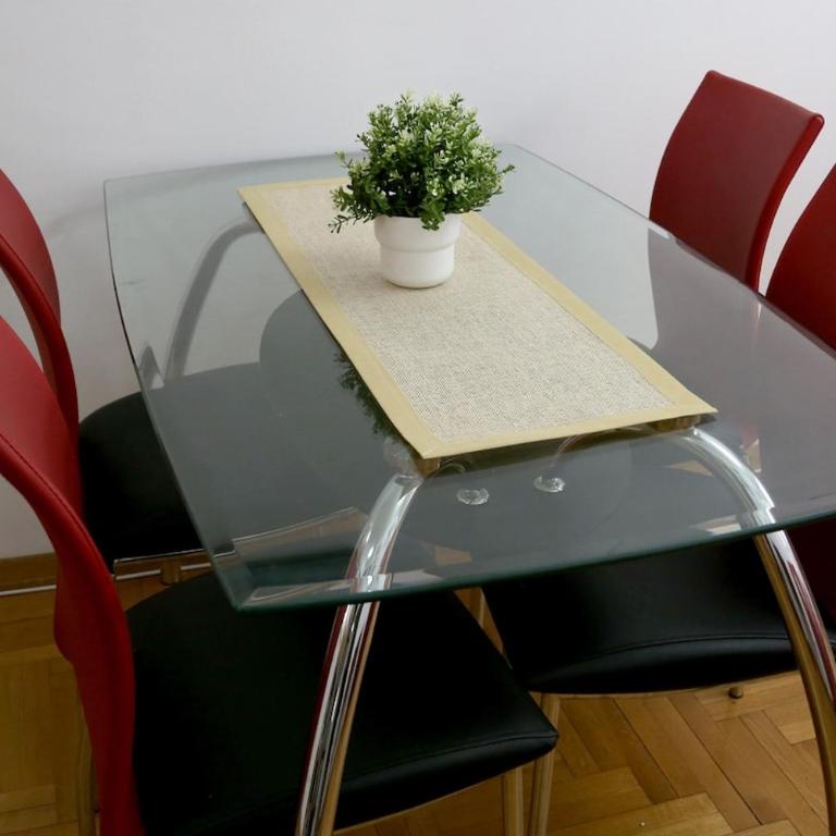 Modern 2-room Oasis in Old-town Belgrade - One-Bedroom Apartment - 9