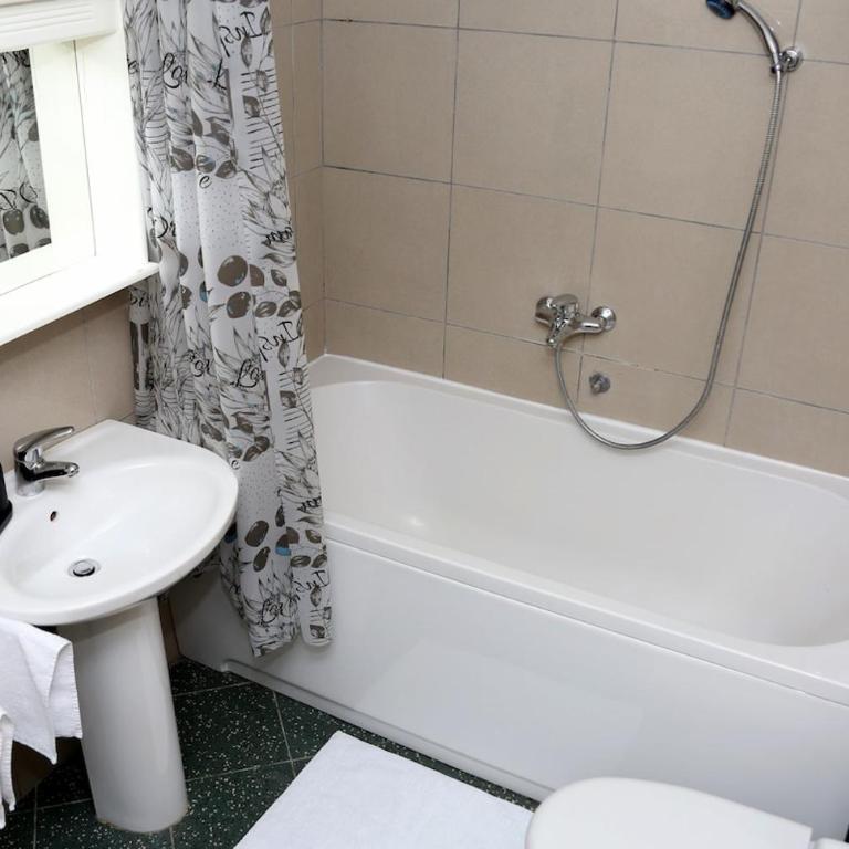Modern 2-room Oasis in Old-town Belgrade - One-Bedroom Apartment - 12