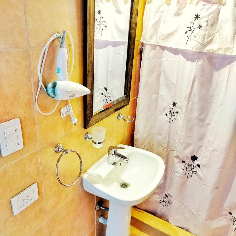 Cabaña en barrio los Antiguos - Apartamento - 5