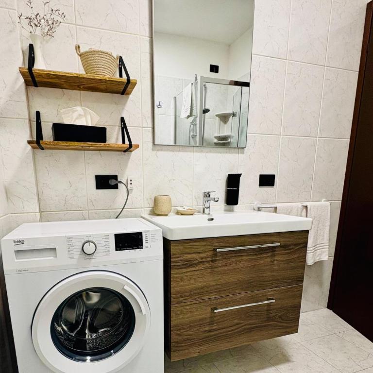 Casa Dal Pozzo - Appartamento Monolocale con 1 Letto Matrimoniale - 13