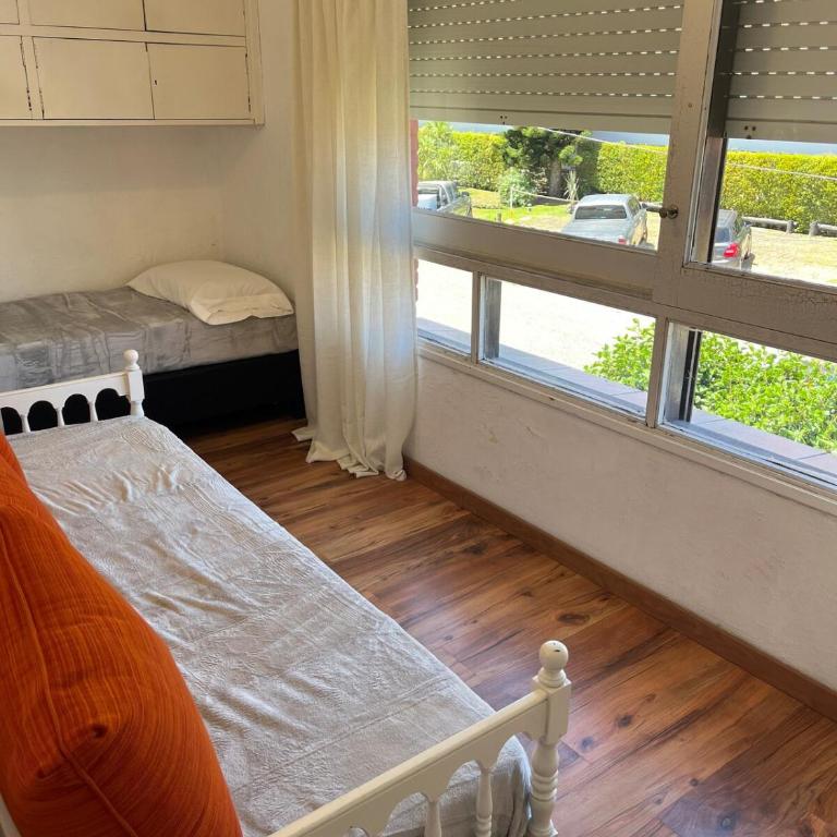 Edificio Carbe Punta del Este - Frente al Mar -parada 2 de la Mansa - Apartamento de 2 dormitorios - 12