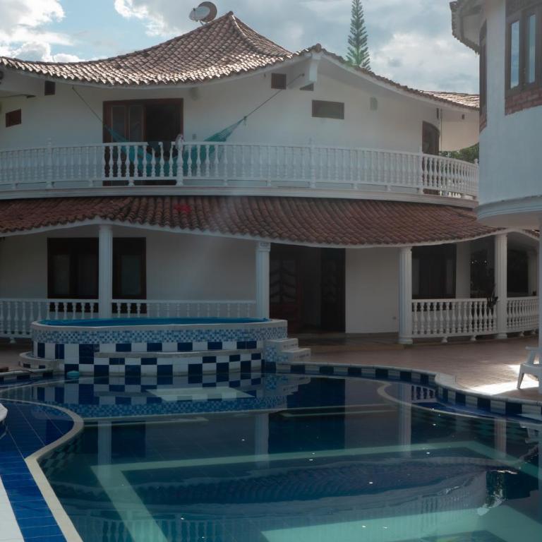 Casa en villavicencio - Four-Bedroom House - 6