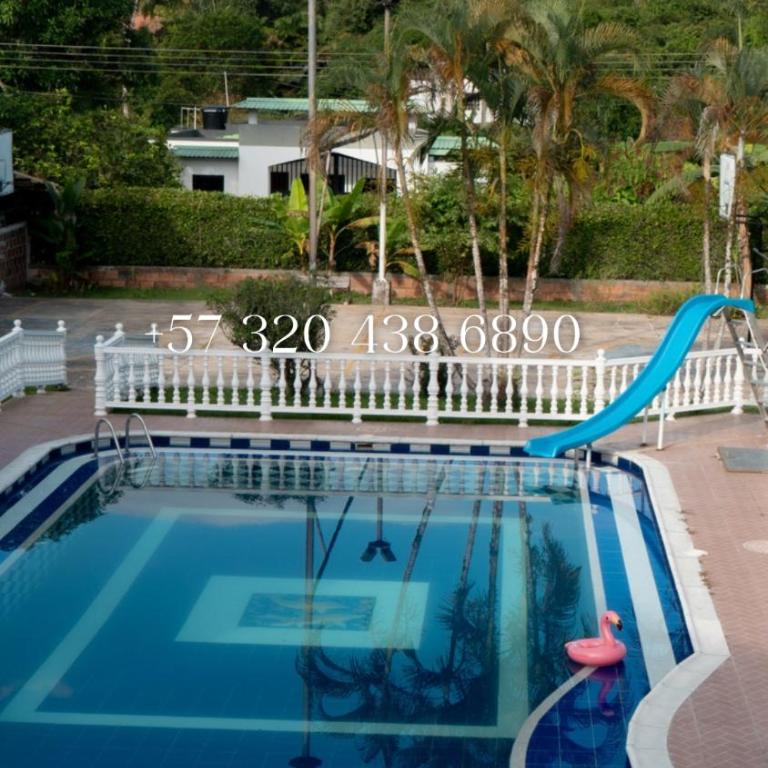 Casa en villavicencio - Four-Bedroom House - 10