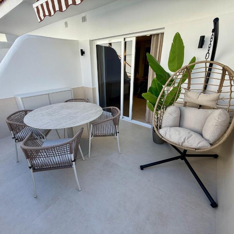 Sunny Escapes, Newly Renovated - Playa de las Americas - Apartamento de 1 dormitorio - 9