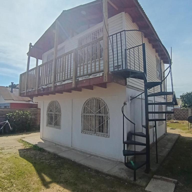 Cabaña familiar El Quisco con estacionamiento y parilla - Four-Bedroom House - 51