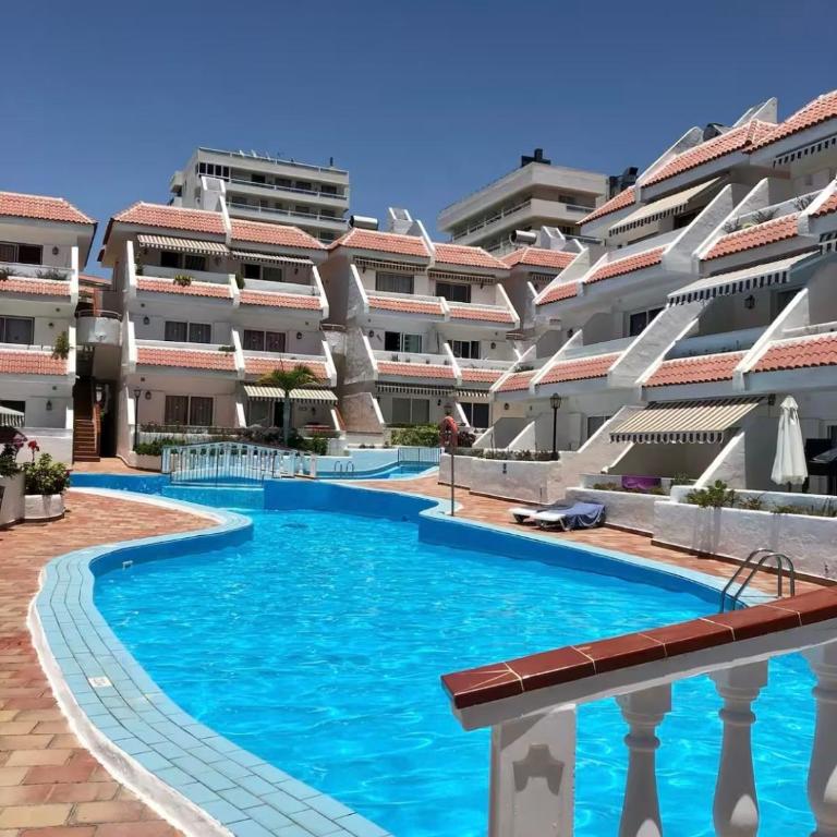 Sunny Escapes, Newly Renovated - Playa de las Americas - Apartamento de 1 dormitorio - 32