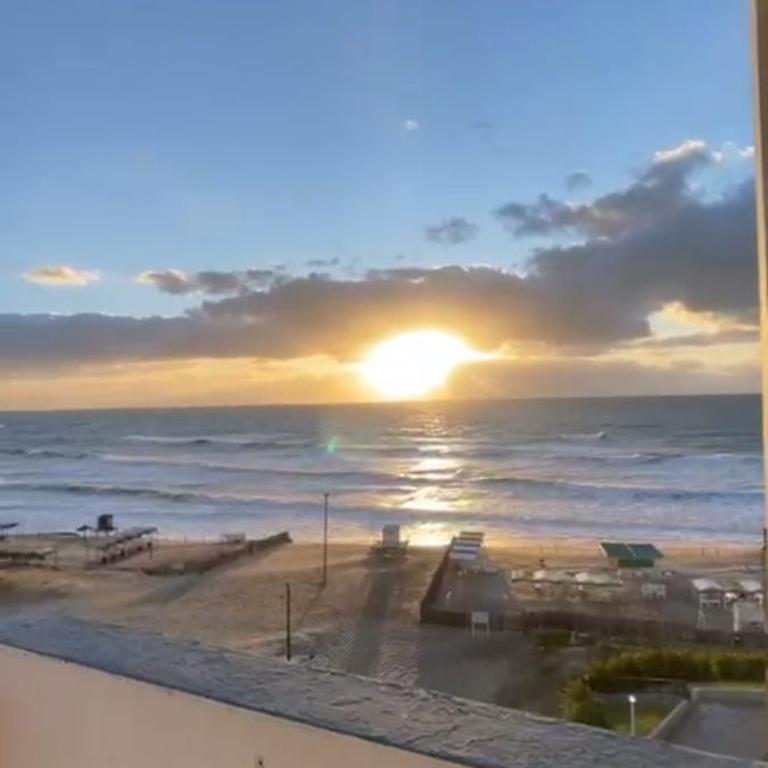 Edificio Arpon III - Two-Bedroom Apartment - 11