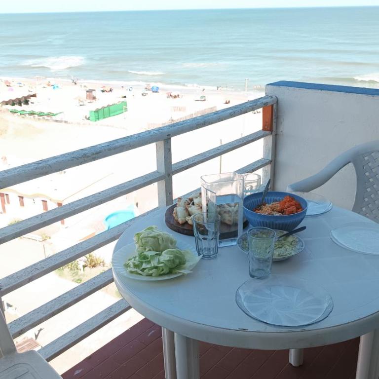 Edificio Arpon III - Two-Bedroom Apartment - 12