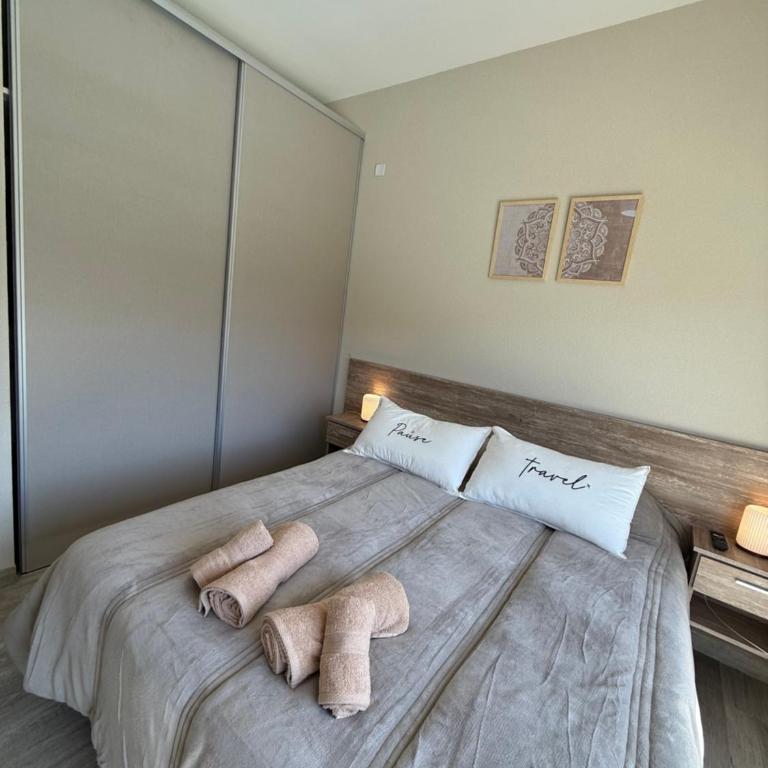 Exclusivo Departamento de 4 Ambientes Tortugas Pinamar - Apartamento Premium de 3 dormitorios con balcón - 19