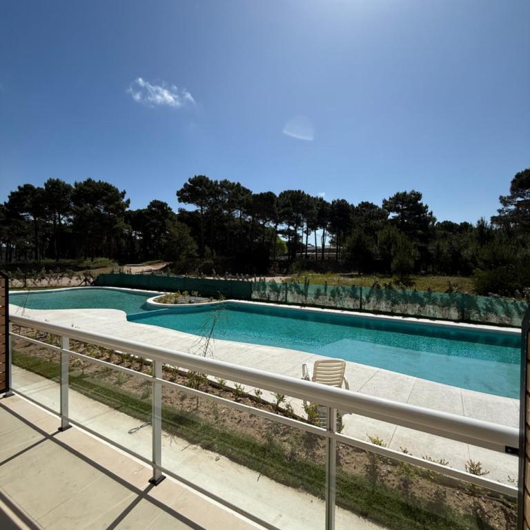 Exclusivo Departamento de 4 Ambientes Tortugas Pinamar - Apartamento Premium de 3 dormitorios con balcón - 25