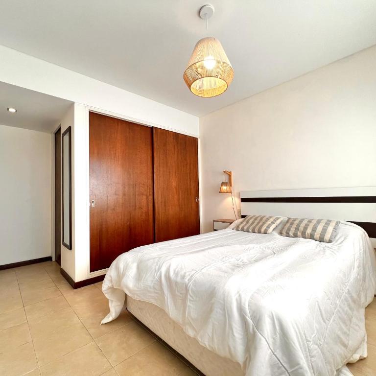 Moderno departamento en muy buena zona - Apartamento de 1 dormitorio - 13