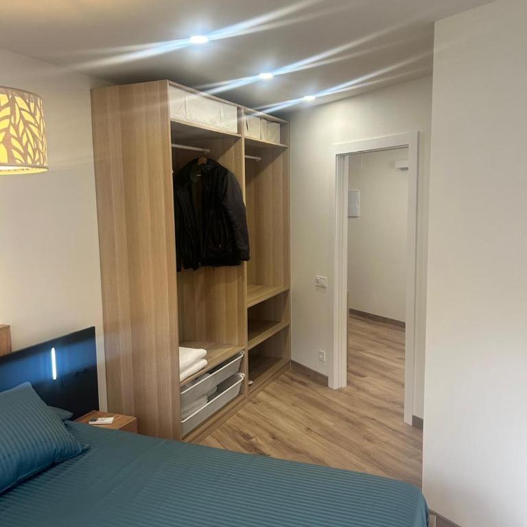 Villa Montjuic Apartments - One-Bedroom Apartment - 27