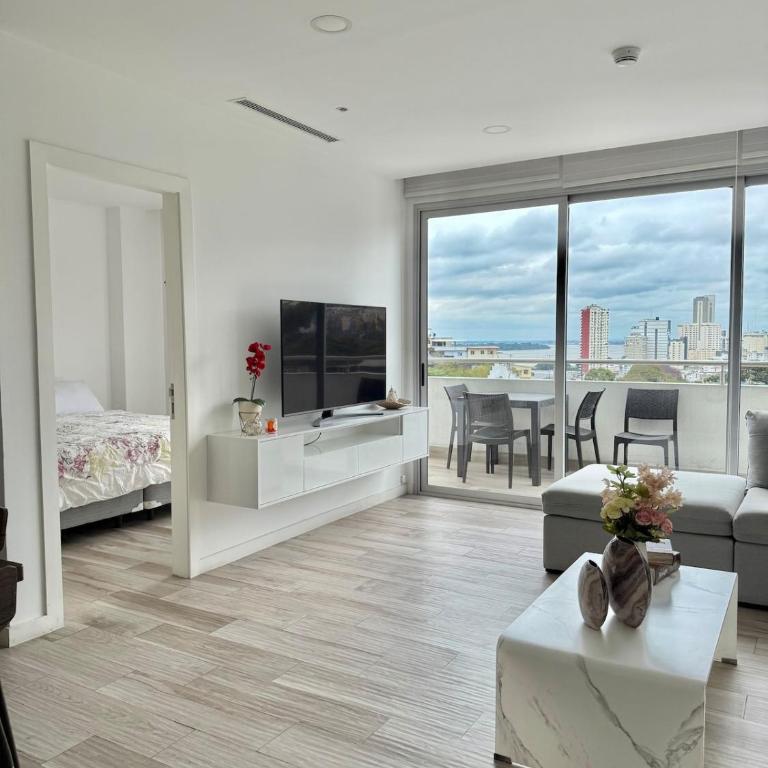 Moderno Apartmento Puerto Santa Ana Santana Lofts - One-Bedroom Apartment - 1