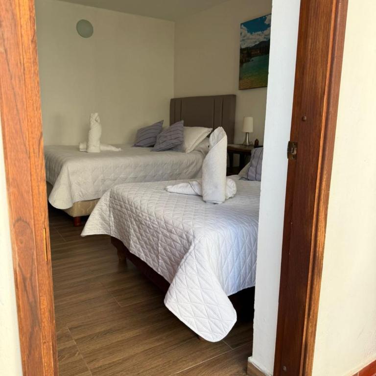Casa Hotel El Encanto de Villa - Twin Room with Private Bathroom - 4