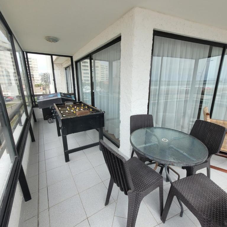 Frente la avenida del mar 8 personas - Apartment - 12