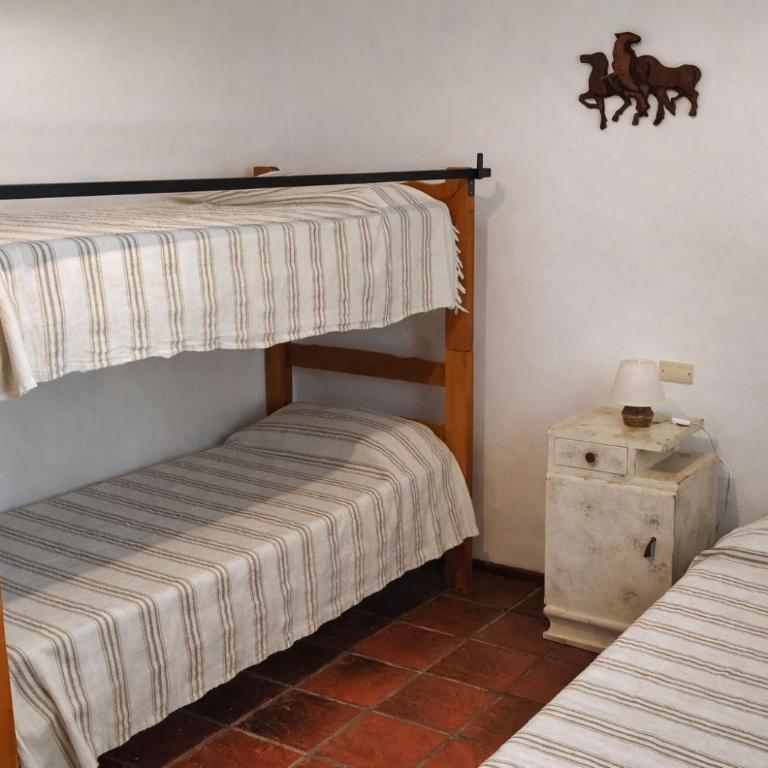 Cabaña para 5 personas con piscina y parque en La Falda - Two-Bedroom House - 6