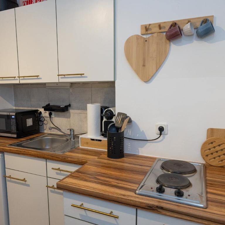 Stylish Old Town Apartment with Infrared Sauna - Apartment mit 1 Schlafzimmer und Balkon - 19