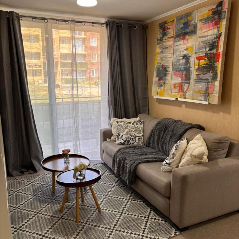 Departamento completo a minutos de outlet Exton Center Quilicura - Three-Bedroom Apartment - 4