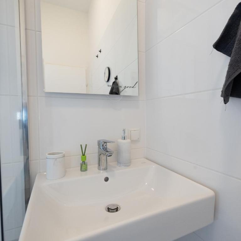 Stylish Studio in Linz Old Town Cozy & Central - Apartment mit 1 Schlafzimmer - 17