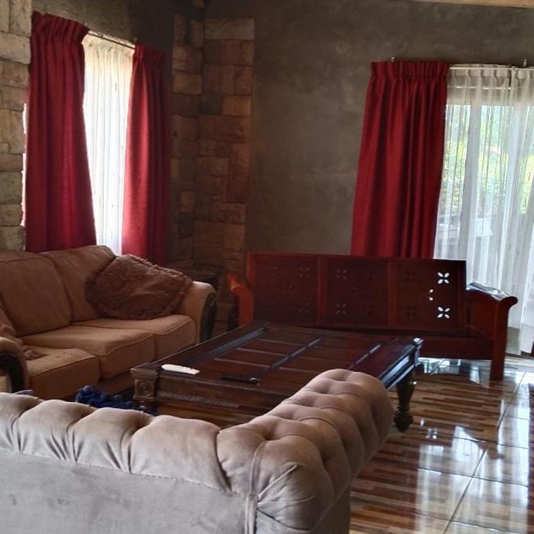Arriendo casona en el campo, piscina, Quincho y Río Huaqui - Four-Bedroom House - 8