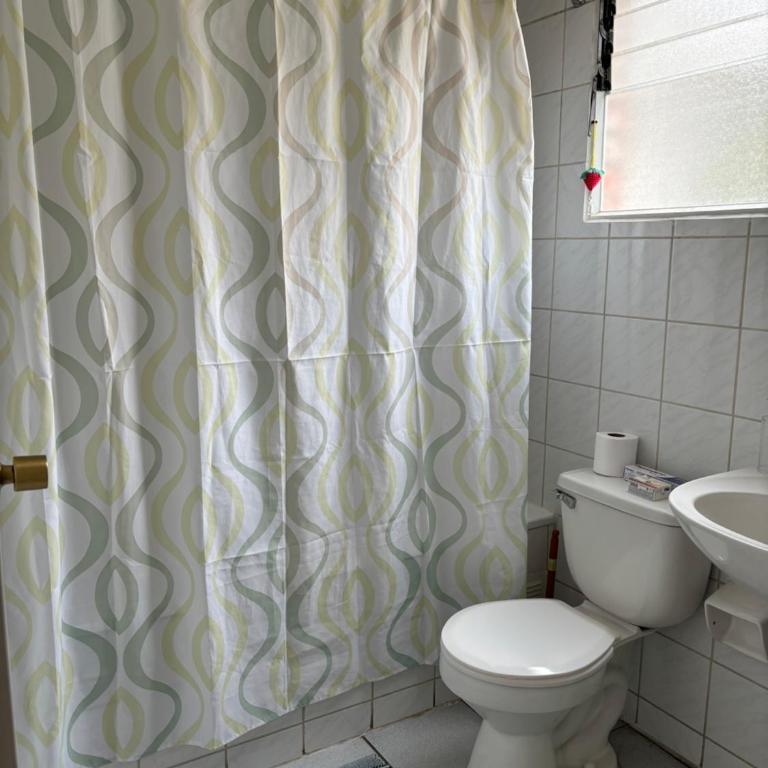 Alojamiento en Coquimbo cerca a playa la Herradura - Three-Bedroom House - 5