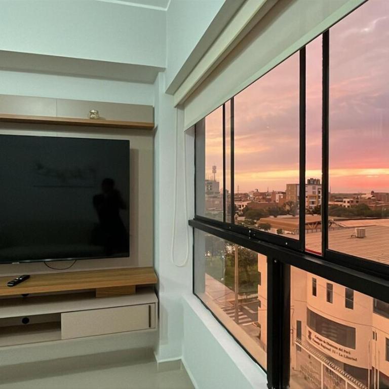 Alojamiento frente al centro comercial Mall Plaza Trujillo - Apartamento de 1 dormitorio - 4