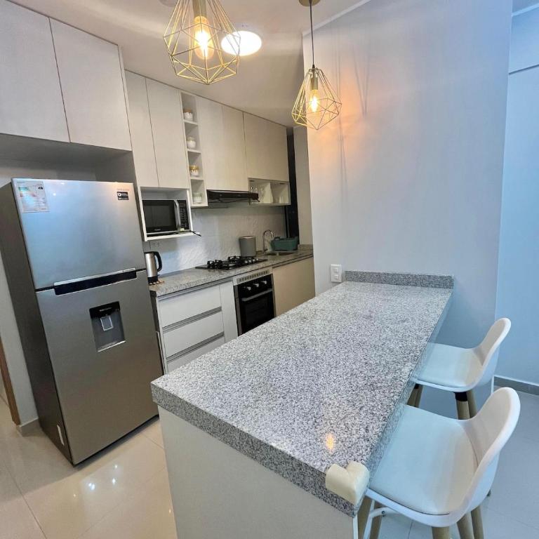 Alojamiento frente al centro comercial Mall Plaza Trujillo - Apartamento de 1 dormitorio - 26