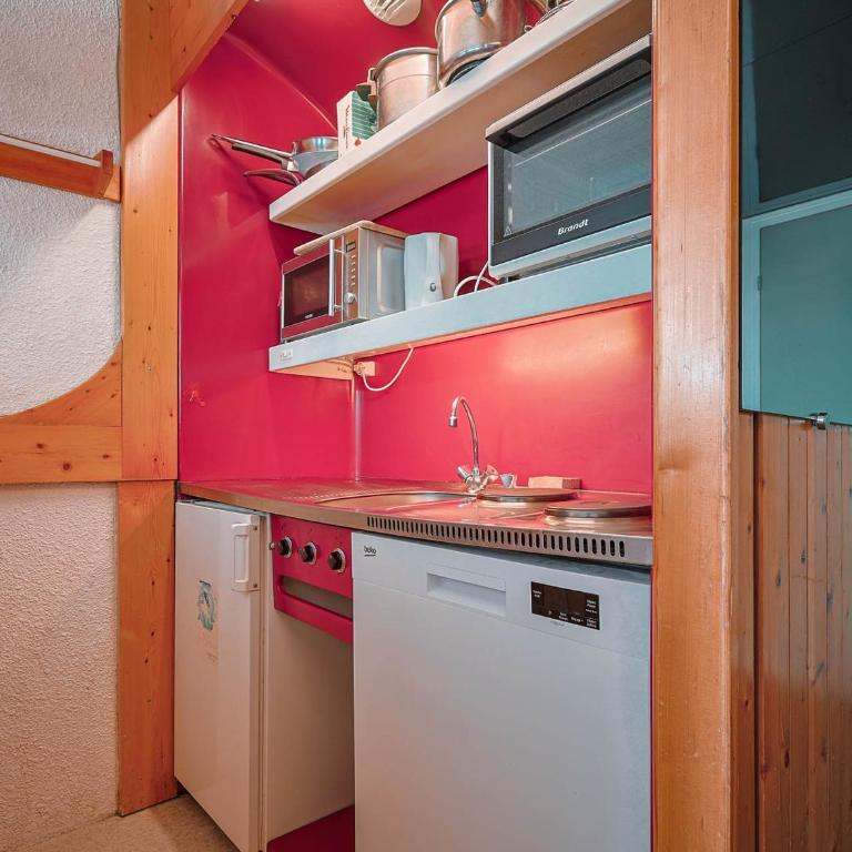 Appartement 2 pièces 6 personnes proche des pistes, des commerces, de la garderie et de l'ESF au centre de la station dArc 1800 dans le village des Villards - FR-1-411-635 - Appartement (6 Adultes) - 10