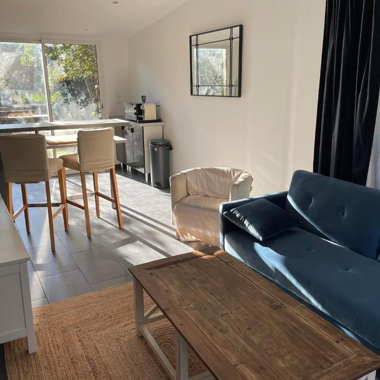 Independent appartement and private garden - One-Bedroom Apartment - 4