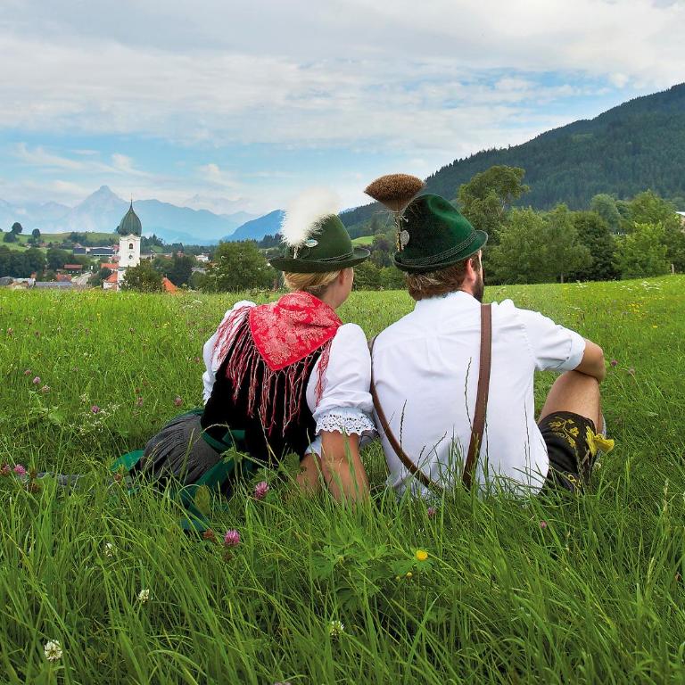 FeWo Aloisius im Allgäu - Über den Dächern von Nesselwang, Sonniger Balkon, Bergblick, Königscard inklusive - Apartment - 36